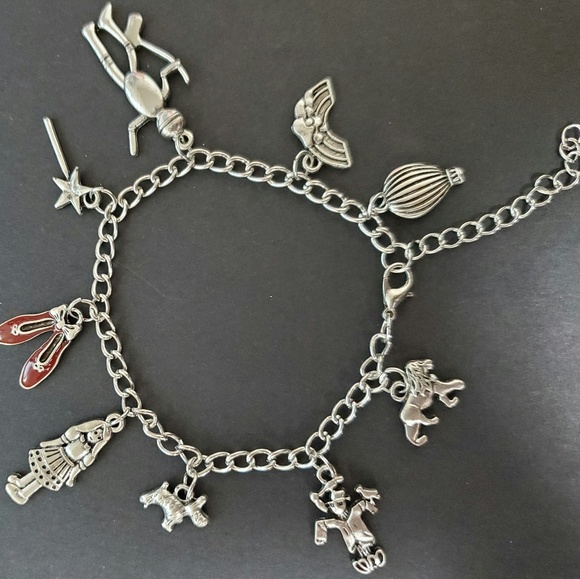 Wizard of Oz charm bracelet - Picture 2 of 2